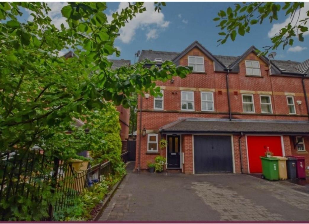 Ash Lawns Apartamento Bolton Exterior foto